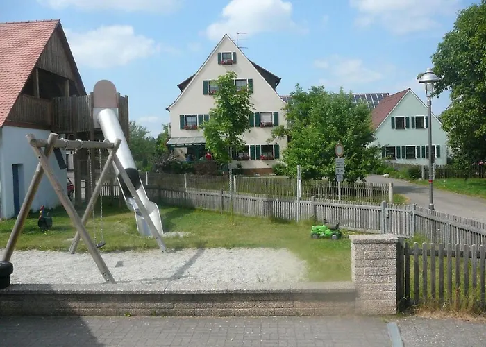 - Naehe Nuernberg - Schnelles Wlan Appartement Neuendettelsau